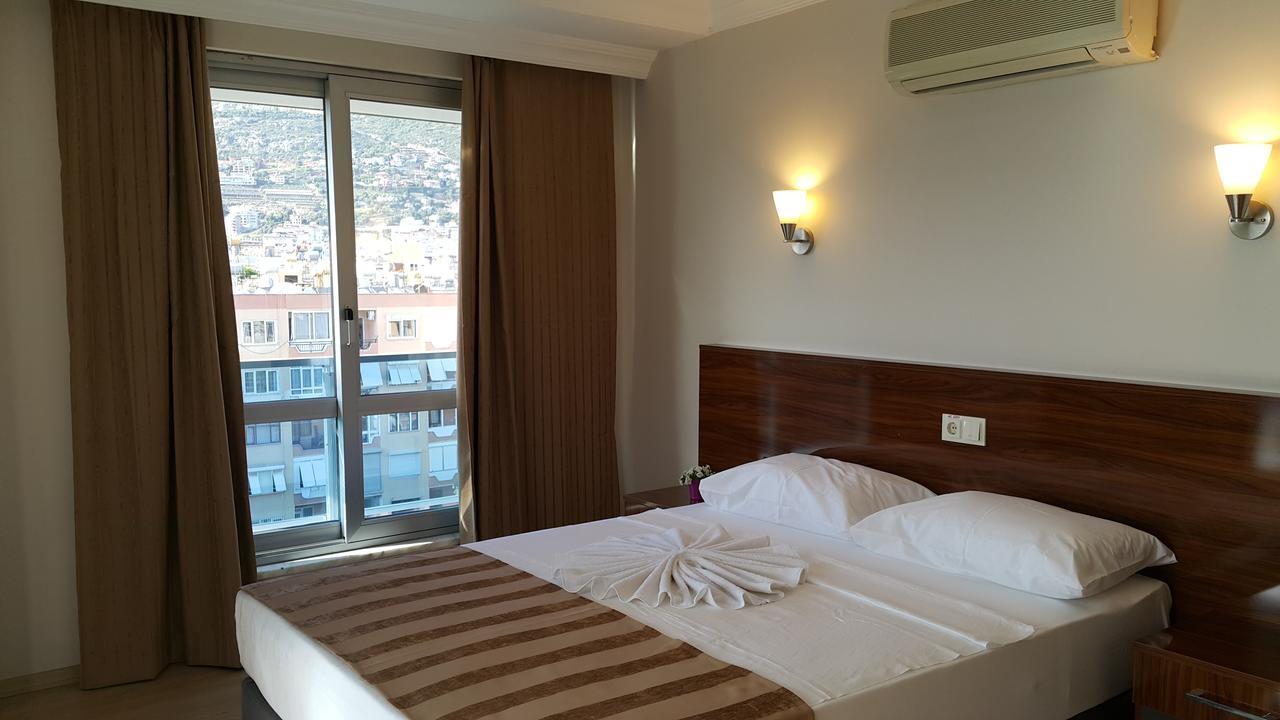 Midi̇ Family Sui̇Tes Alanya Dış mekan fotoğraf